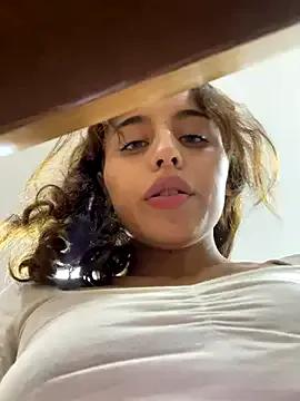 Katee_Jones on StripChat