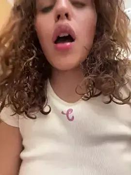 Katee_Jones on StripChat