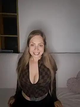 Freechat katiestevens on StripChat