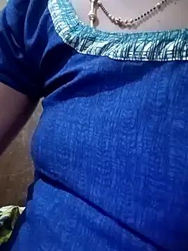 Kavya5500 on StripChat