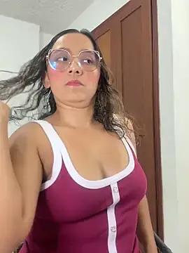 Kay_LustyWife on StripChat