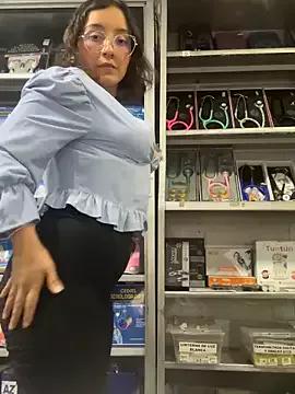 Kay_LustyWife on StripChat