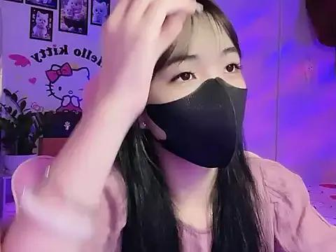 keelinnn19 on StripChat