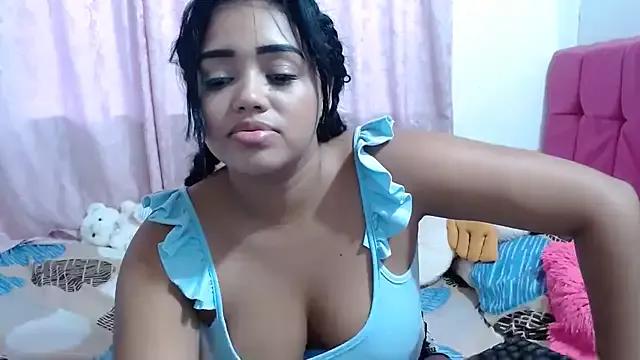 Freechat kiara_milf_ on StripChat