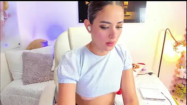 Freechat KimberlySaen on StripChat