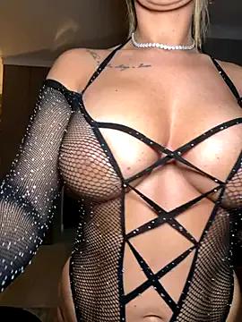 KirstieVegas on StripChat