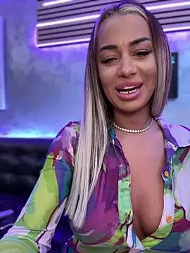 KirstieVegas on StripChat