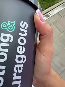 KirstieVegas on StripChat