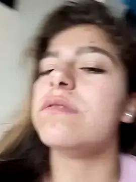 Freechat Kitten_Cam on StripChat