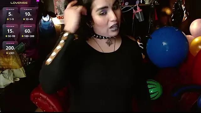 kureiji_hentaii on StripChat