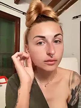 kylie_blck on StripChat