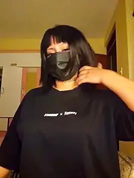 Latin_summer on StripChat