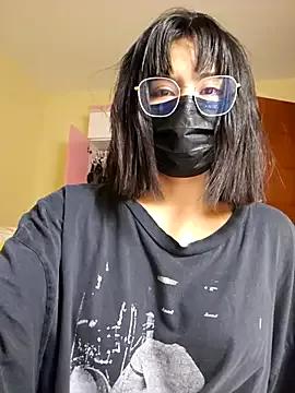 Latin_summer on StripChat