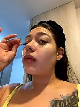 Private Latina_vanessa on StripChat