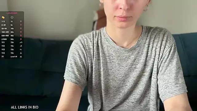 Private LAUREL_HAZEL on StripChat