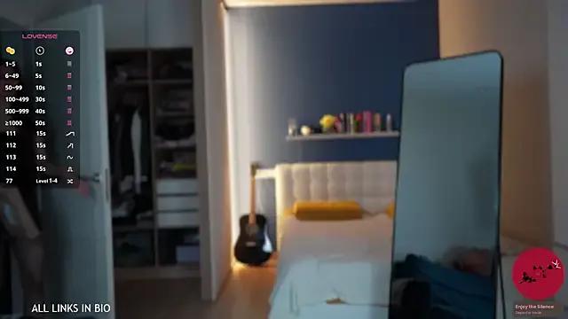 Private LAUREL_HAZEL on StripChat