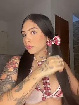 liahouses on StripChat