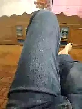 Lili_2love on StripChat