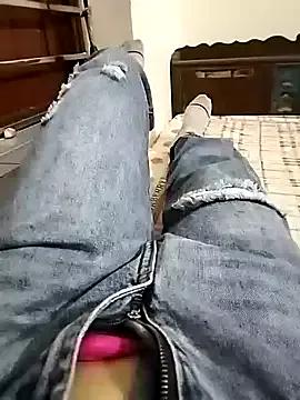 Lili_2love on StripChat