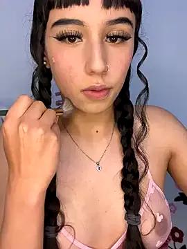 Linda_rouse on StripChat