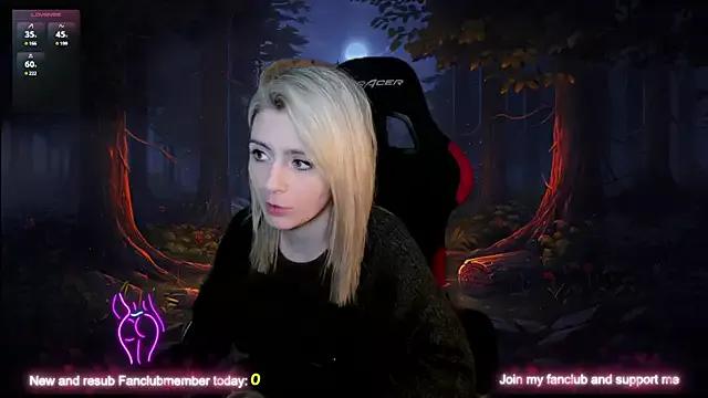 Lisaonthemoon on StripChat