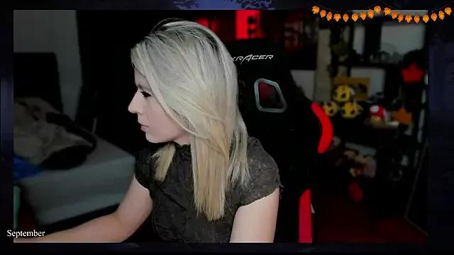 Lisaonthemoon on StripChat