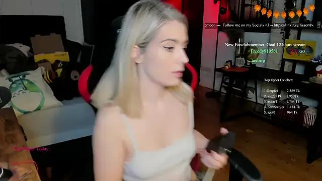 Lisaonthemoon on StripChat