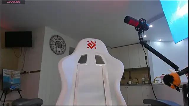 Freechat lolly_red_ on StripChat