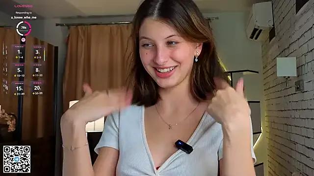 Freechat LorinaMaffitt on StripChat