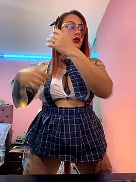 Luna_Paris_ on StripChat