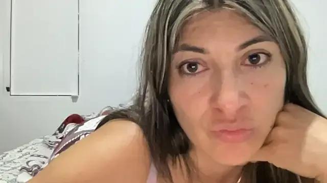 LunaBeya — masturbation without panties