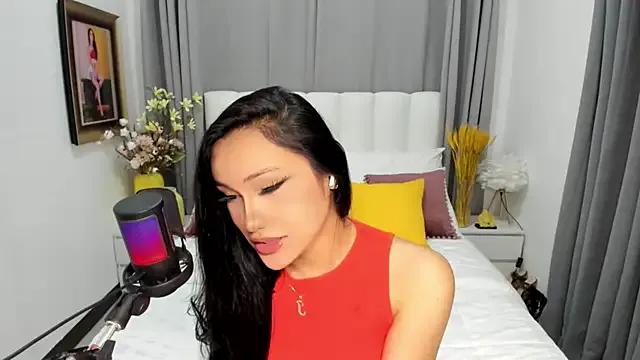 LustfulMonica on StripChat