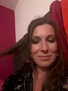 Lwhite1 on StripChat