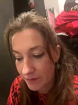 Lwhite1 on StripChat