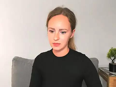 LyraHotty on StripChat