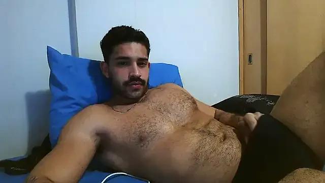 macho_fit on StripChat