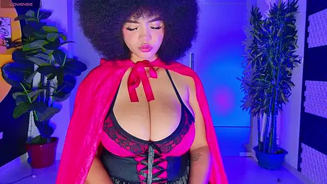 MalaikaBrown on StripChat