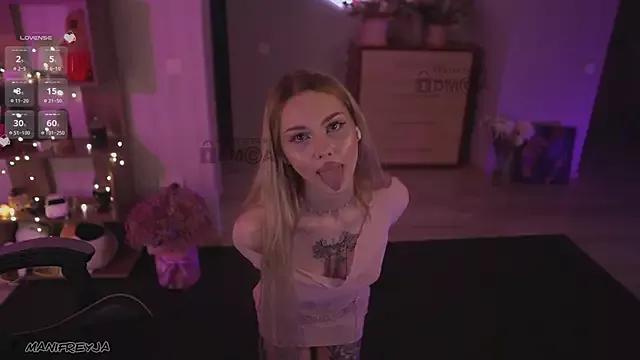 ManiFreyja on StripChat