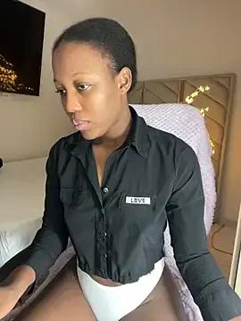 Manlykellya_ on StripChat