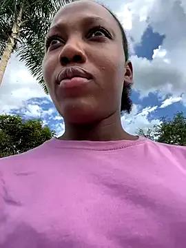 Manlykellya_ on StripChat