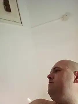 Freechat mario890605 on StripChat