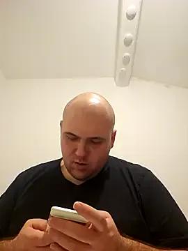 Freechat mario890605 on StripChat