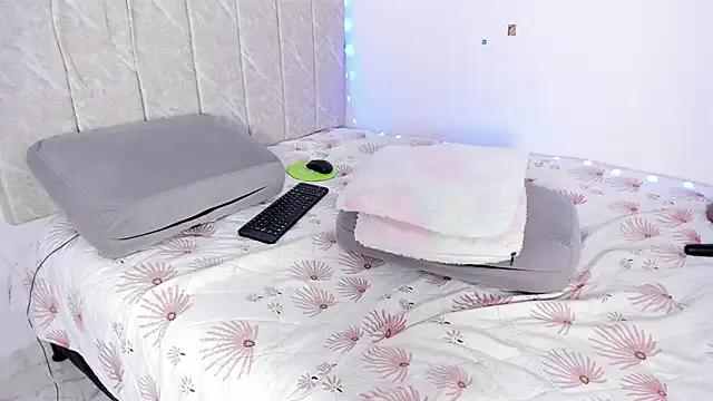 marywhitee__ on StripChat