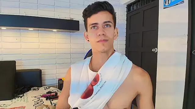 Maximiliano__Fire on StripChat