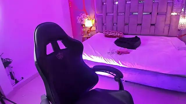 Maximo__ — COMPLETELY NAKED