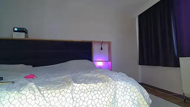 Melisss0404 on StripChat