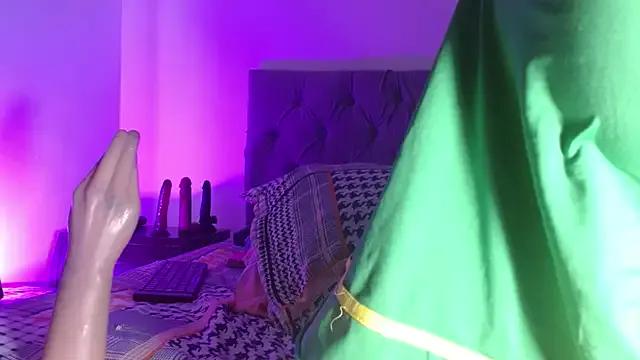 mia-luna-x — puhs plug more big spread ass