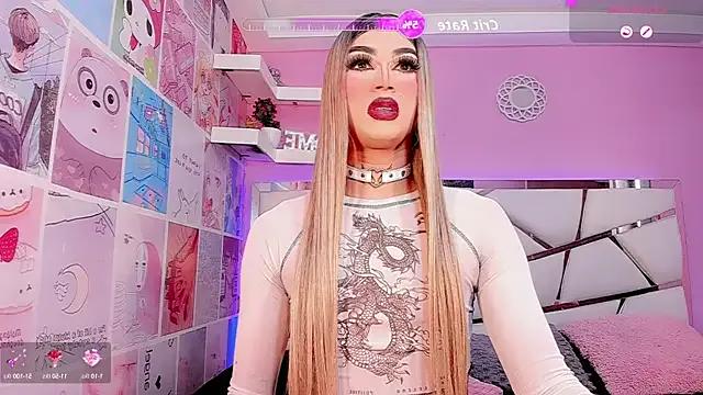 Miacuteee on StripChat