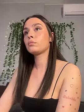 MiaNell on StripChat