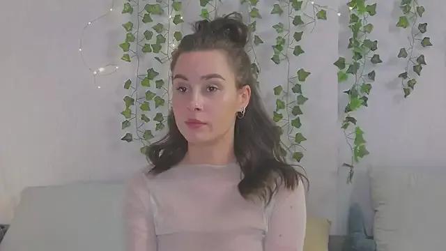 MiaNell on StripChat